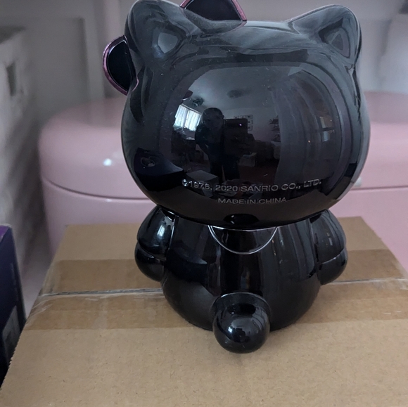 Hello Kitty Container - Picture 8 of 10